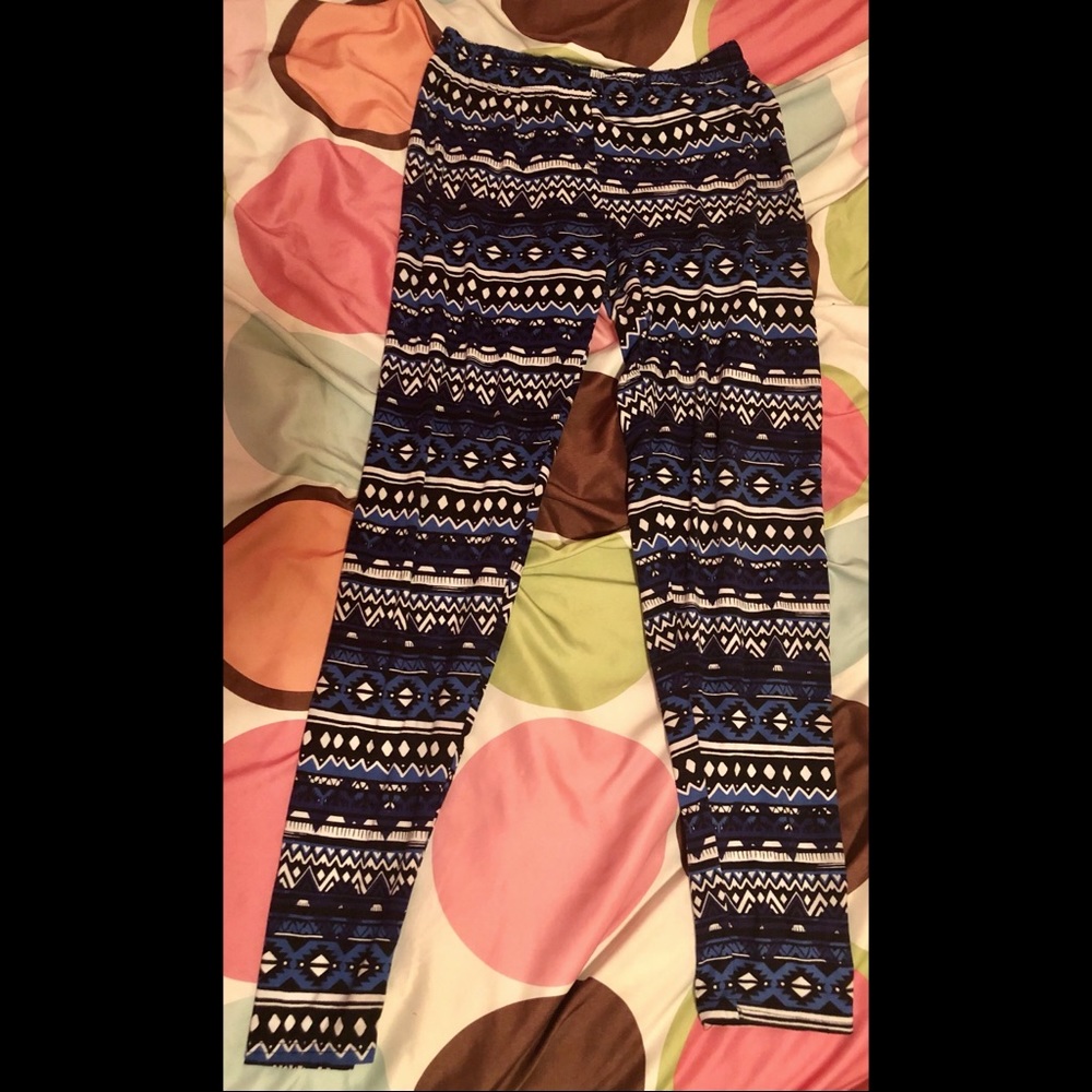 Women’s blue leggings